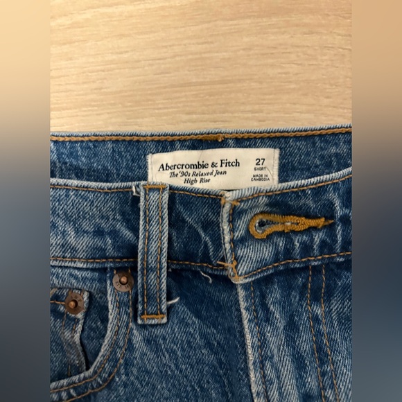 Abercrombie 90s relaxed Jean high rise, medium marble (US 27, short) - Picture 3 of 8